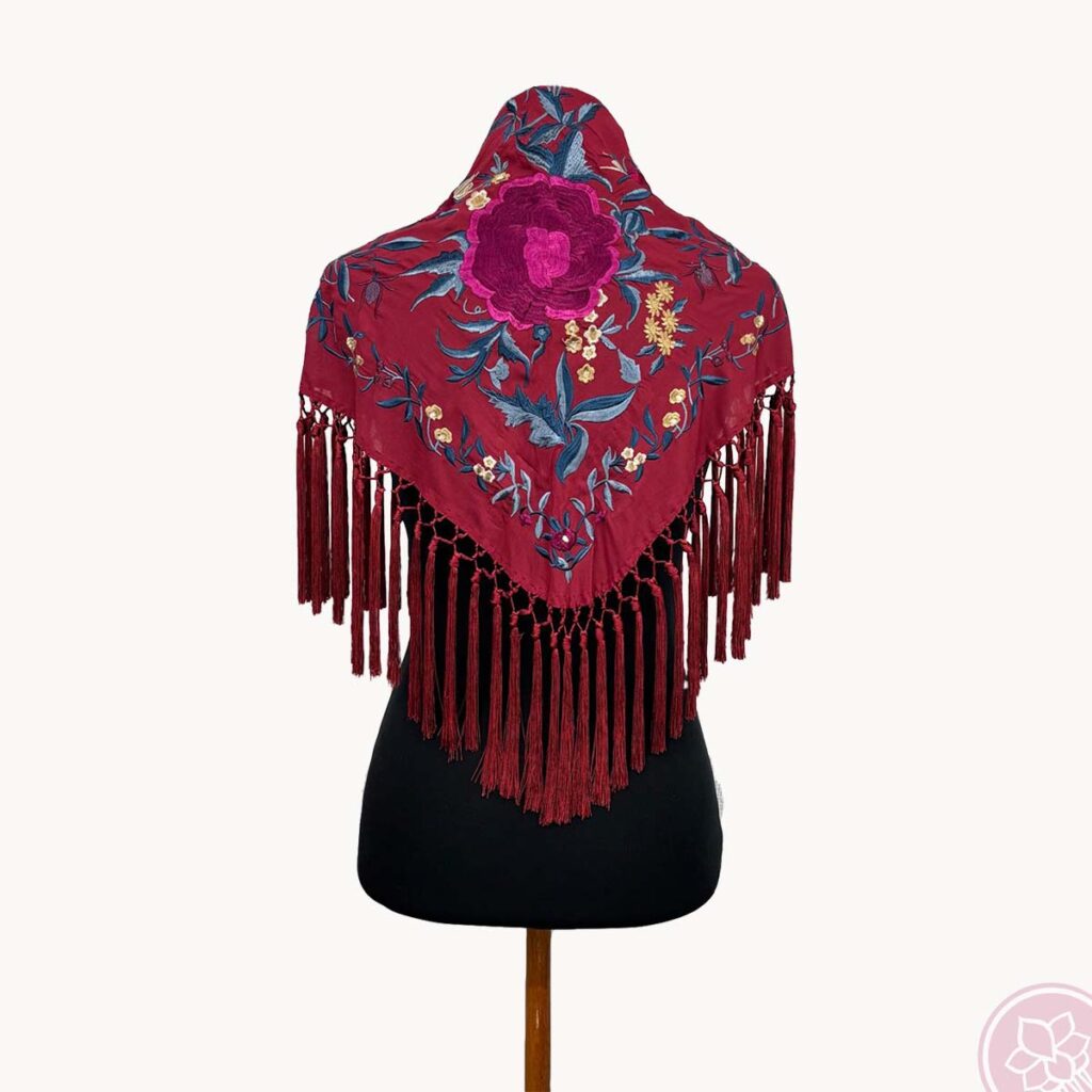 Manton conchita burdeos hispania flameenco